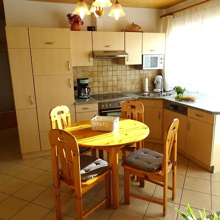 Specht - Haus Grauer Esel -1- *